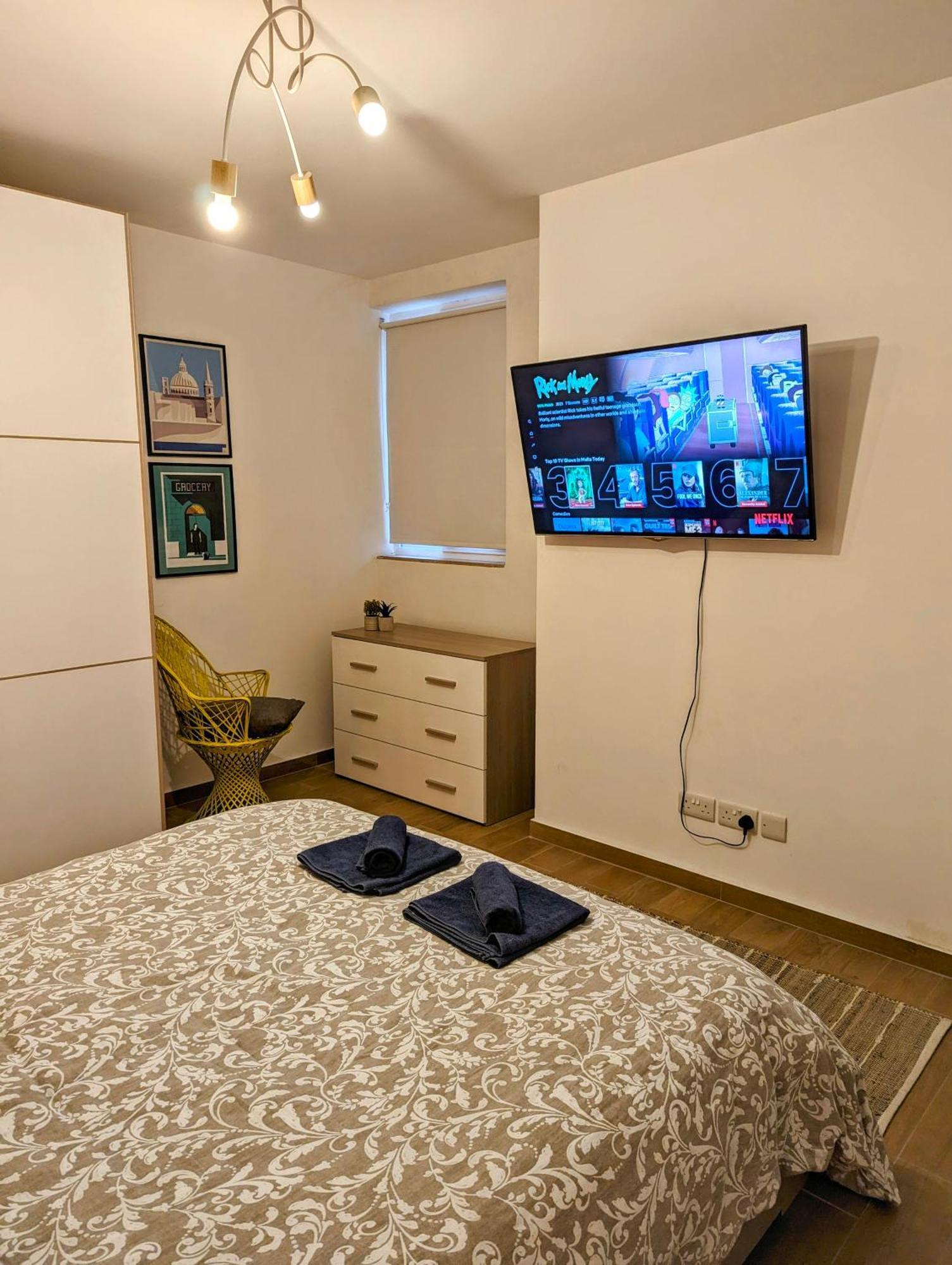 The Green Apartment - Central Malta - 2 Bed 2 Bath, 82Sqm Msida Bagian luar foto