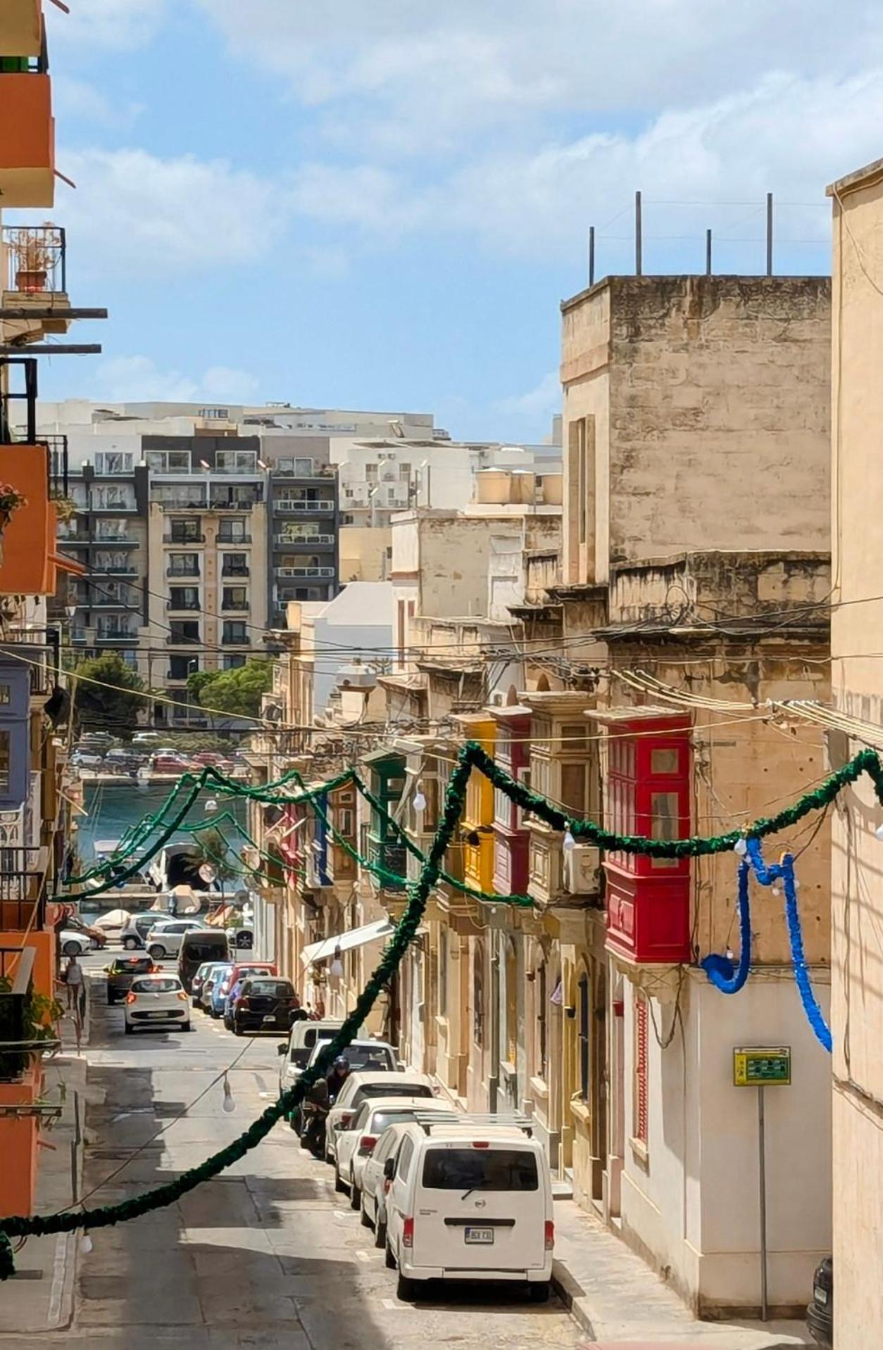 The Green Apartment - Central Malta - 2 Bed 2 Bath, 82Sqm Msida Bagian luar foto
